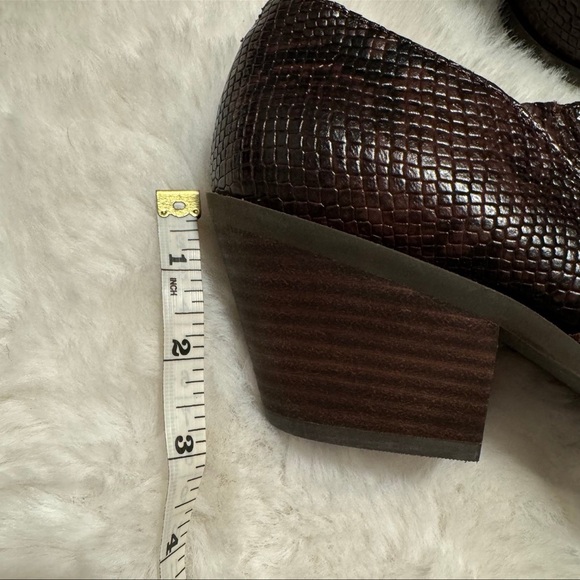 LUCKY BRAND Tabea Western Snake Leather Ankle Bootie Brown 7.5 - Picture 7 of 8